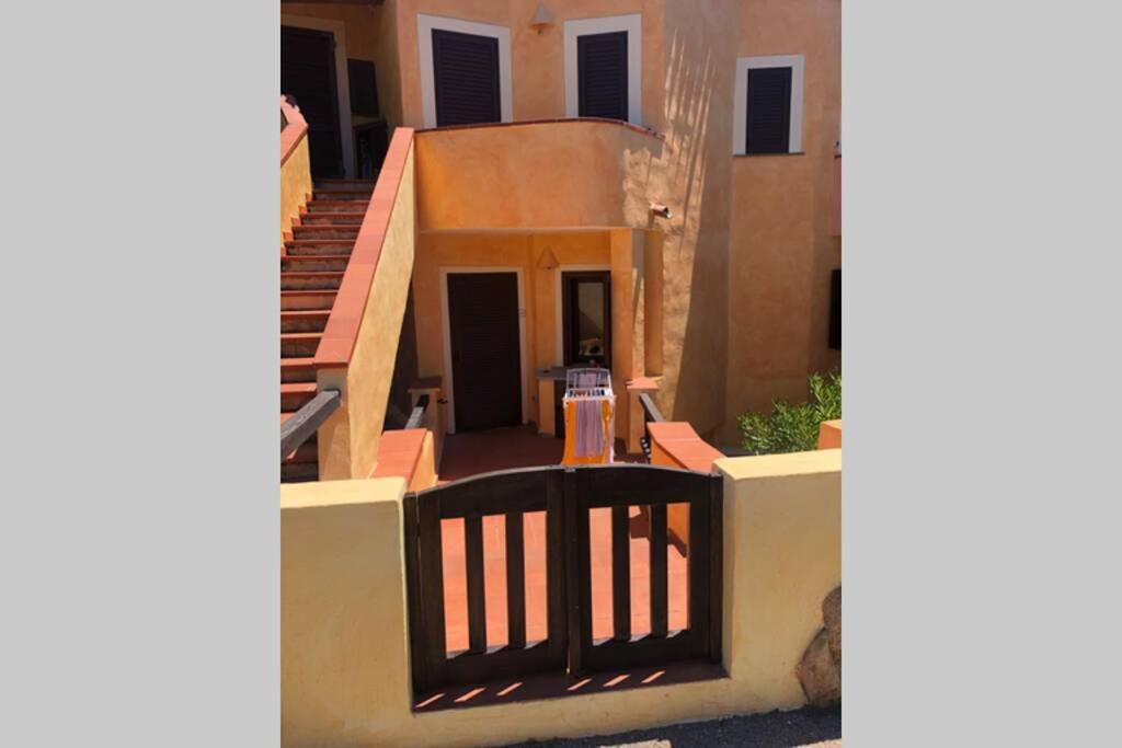 Appartamento Due Passi Dal Mare - La Marmorata Santa Teresa Gallura Exterior foto