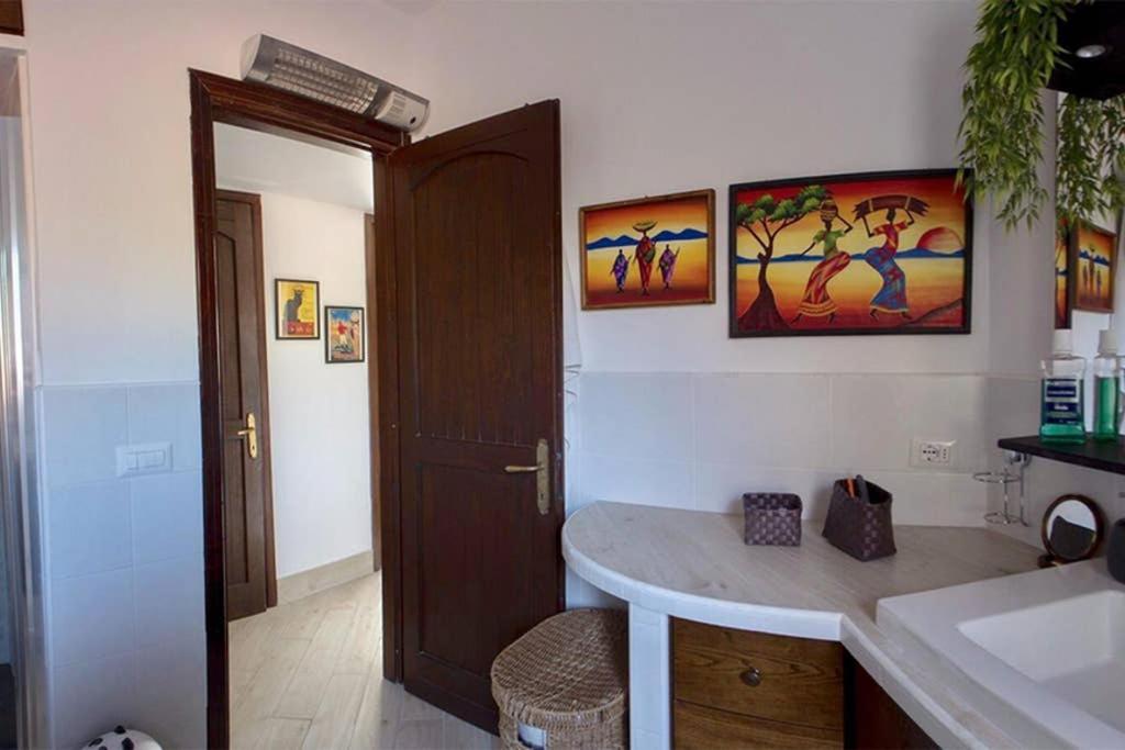 Appartamento Due Passi Dal Mare - La Marmorata Santa Teresa Gallura Exterior foto